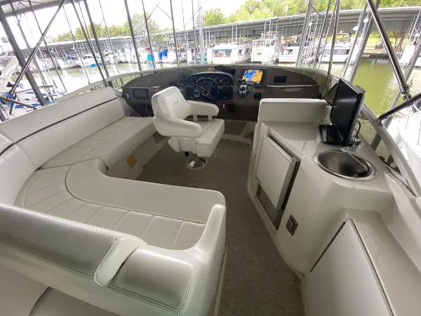 Slide: The Image of Carver Yachts 396 Motor Yacht 2000 - 11