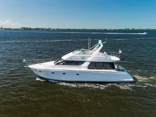 Slide: The Image of Carver Yachts 53 Voyager 1998 - 0