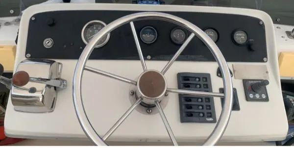 Slide: The Image of Mainship 34 Trawler 1979 - 6