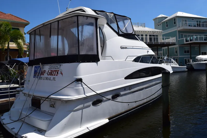Slide: The Image of Carver Yachts 396 Motor Yacht 2000 - 1
