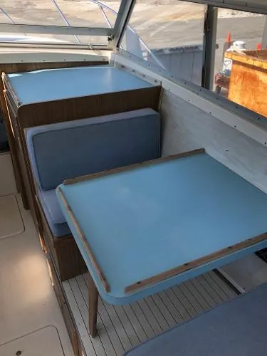 Slide: The Image of Bertram 28 Flybridge 1976 - 8