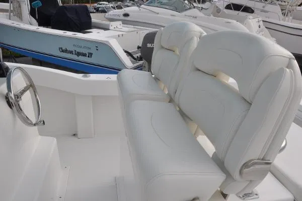 Slide: The Image of Ocean Master 336 CC 2019 - 7