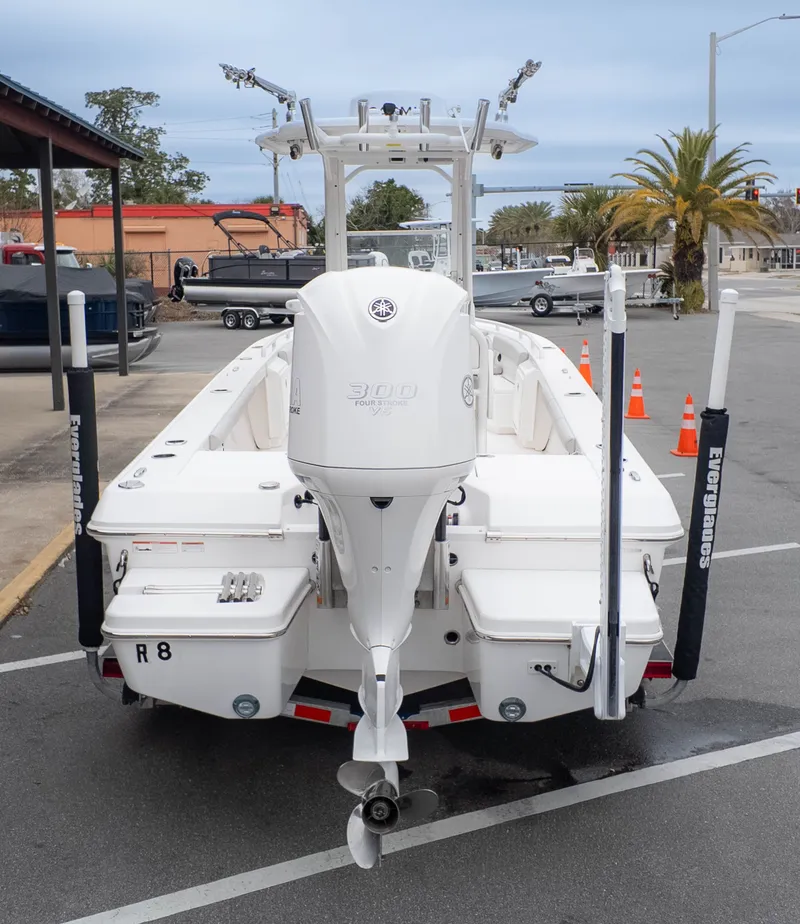 Slide: The Image of 2020 Everglades 243 Center Console boat with Yamaha outboard motor. - 5