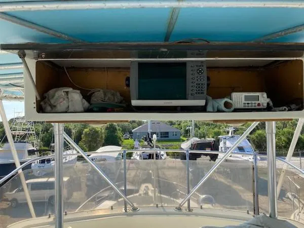 Slide: The Image of Hatteras 53 Yacht Fisherman 1978 - 9