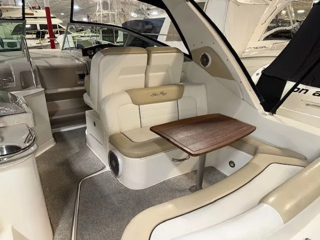 Slide: The Image of Sea Ray Sundancer 310 2009 - 10