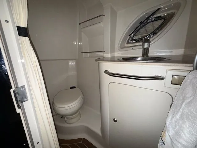 Slide: The Image of Sea Ray Sundancer 310 2009 - 22