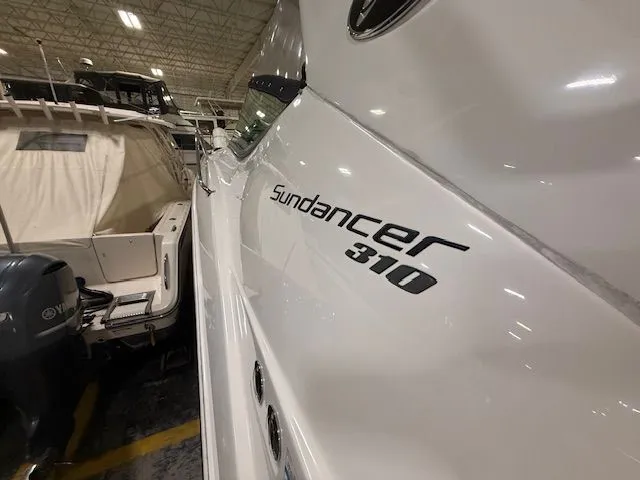 Slide: The Image of Sea Ray Sundancer 310 2009 - 3