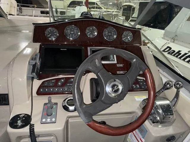 Slide: The Image of Sea Ray Sundancer 310 2009 - 6