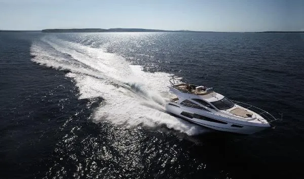Slide: The Image of Sunseeker Manhattan 55 2015 - 2