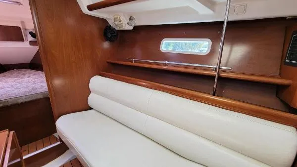 Slide: The Image of Beneteau 35 Sail 2006 - 10