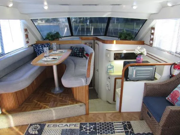 Slide: The Image of Catalina Islander Twin Diesel Flybridge 1996 - 2