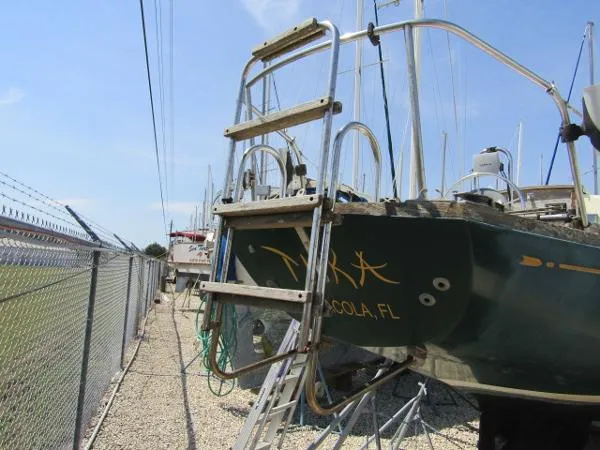 Slide: The Image of Bristol 32 Sloop 1969 - 8