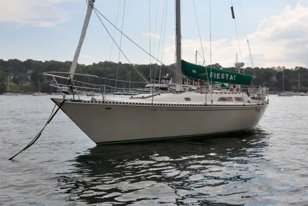 Slide: The Image of C&C 40 Centerboard Cruiser 1980 - 5