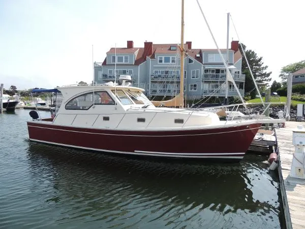 Slide: The Image of Mainship 34 Pilot Hardtop 2001 - 0