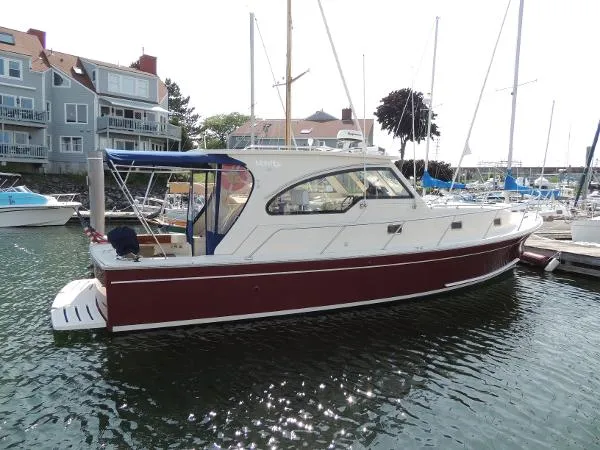 Slide: The Image of Mainship 34 Pilot Hardtop 2001 - 1