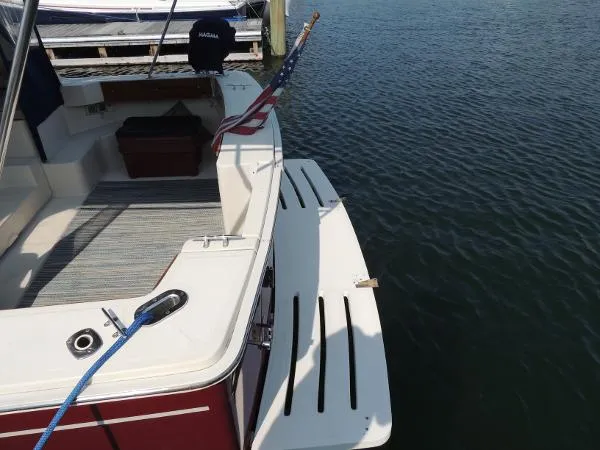Slide: The Image of Mainship 34 Pilot Hardtop 2001 - 10