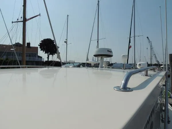 Slide: The Image of Mainship 34 Pilot Hardtop 2001 - 6