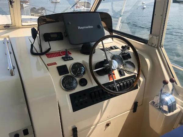 Slide: The Image of Mainship Pilot 34 2006 - 9
