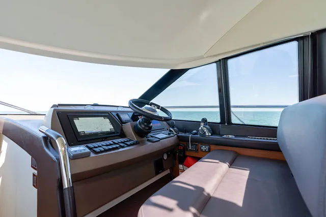 Slide: The Image of Prestige 500 2015 - 100