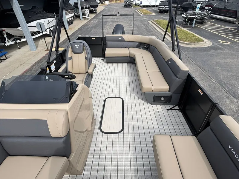 Slide: The Image of Viaggio V20C 2026 - 10