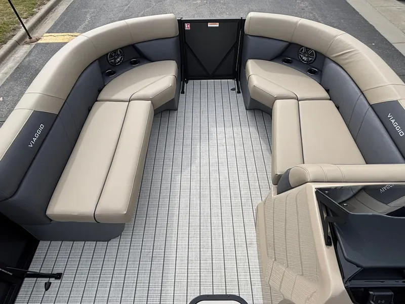 Slide: The Image of Viaggio V20C 2026 - 27