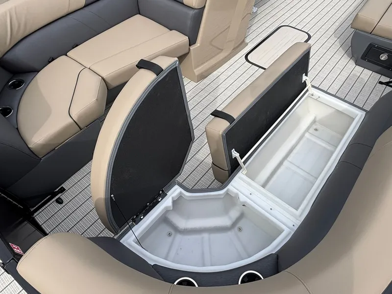 Slide: The Image of Viaggio V20C 2026 - 9