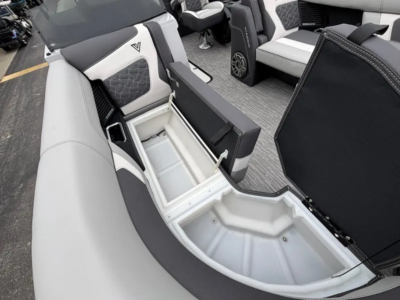 Slide: The Image of Viaggio D22U 2026 - 10