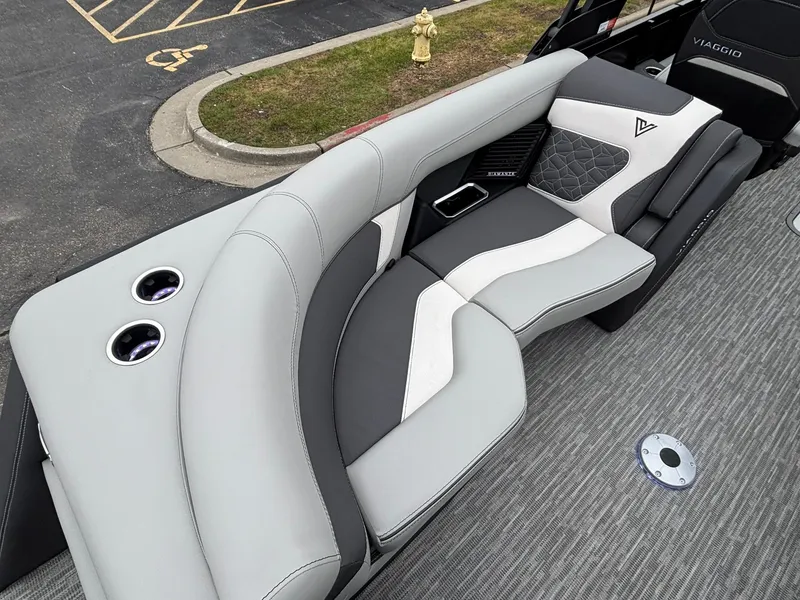 Slide: The Image of Viaggio D22U 2026 - 18