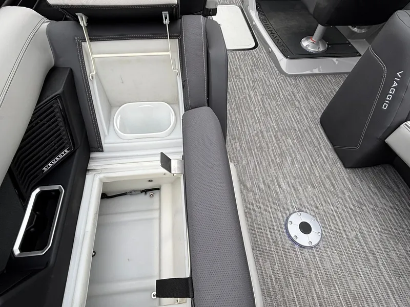 Slide: The Image of Viaggio D22U 2026 - 21