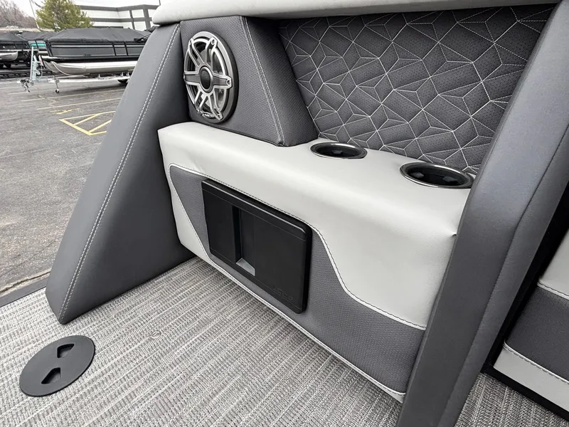 Slide: The Image of Viaggio D22U 2026 - 23