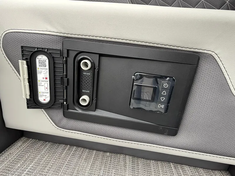 Slide: The Image of Viaggio D22U 2026 - 24