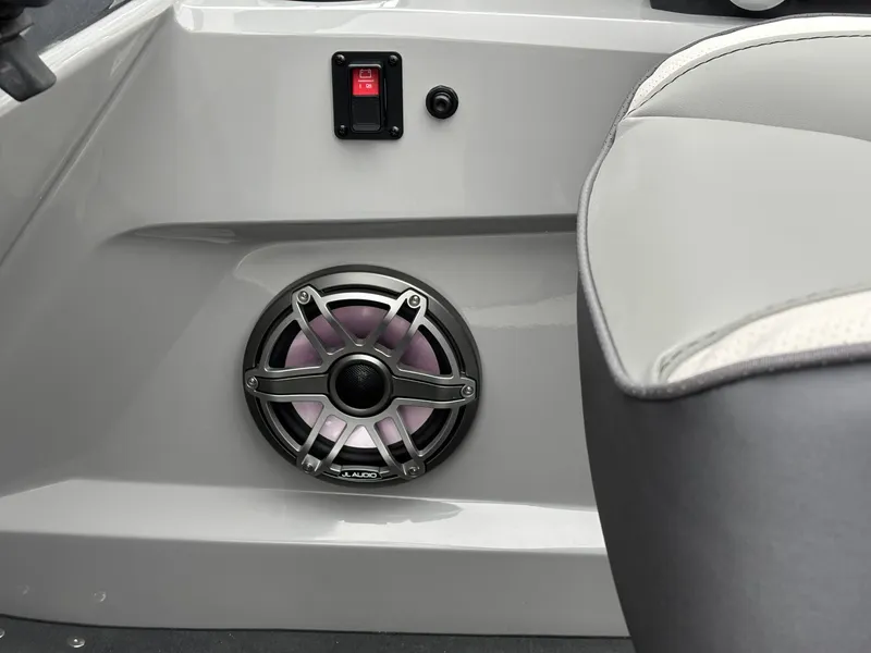 Slide: The Image of Viaggio D22U 2026 - 35