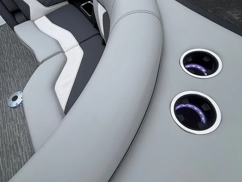 Slide: The Image of Viaggio D22U 2026 - 40