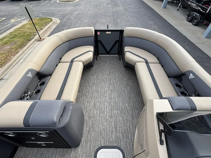 Slide: The Image of Viaggio x22u 2026 - 4