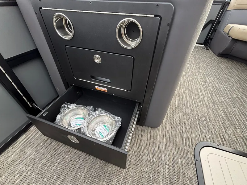 Slide: The Image of Viaggio x22u 2026 - 8