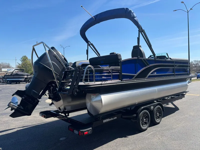 Slide: The Image of Bennington 22 SSB Sport 2026 - 7