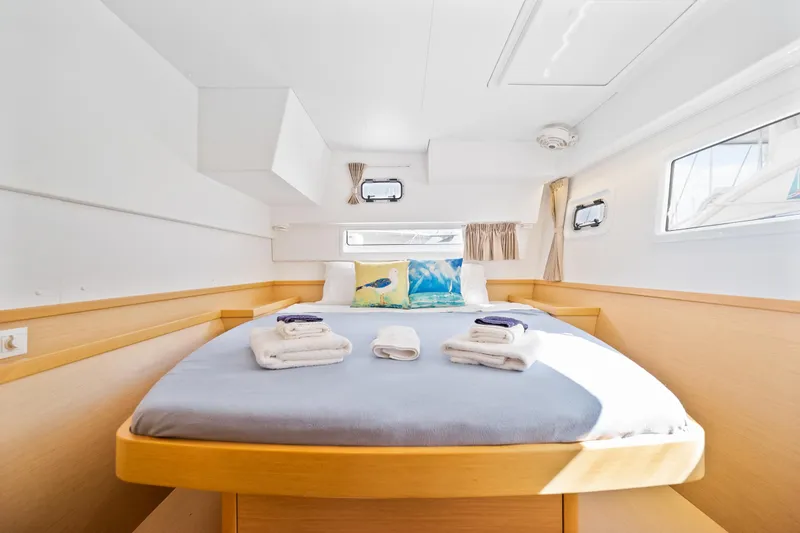 Slide: The Image of Lagoon 42 2018 - 77