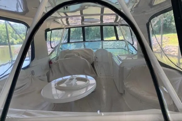 Slide: The Image of Carver Yachts 570 Voyager Pilothouse 2002 - 8