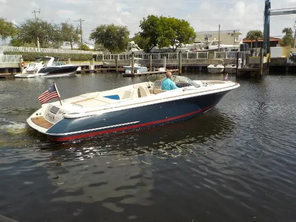 Slide: The Image of Chris-Craft 28 LAUNCH 2007 - 2