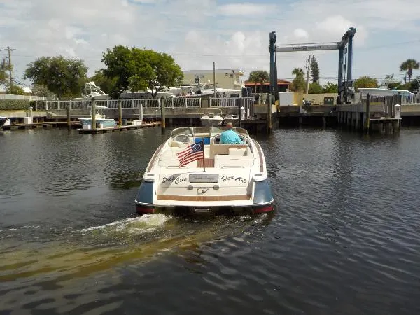 Slide: The Image of Chris-Craft 28 LAUNCH 2007 - 3