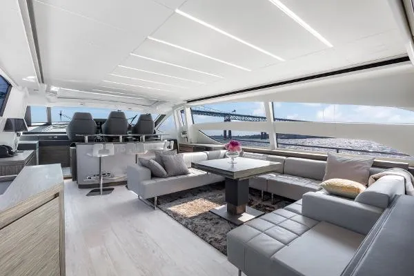Slide: The Image of Pershing 82 2018 - 4
