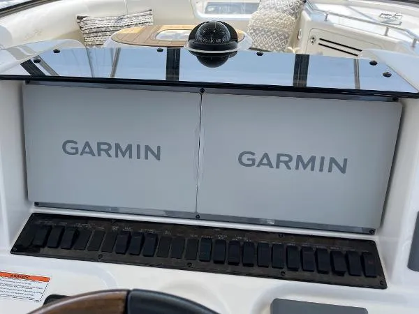 Slide: The Image of Sea Ray 580 Sedan Bridge 2008 - 6