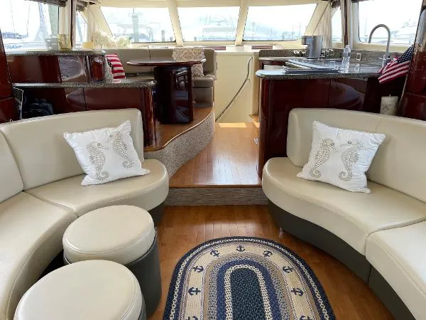 Slide: The Image of Sea Ray 580 Sedan Bridge 2008 - 9