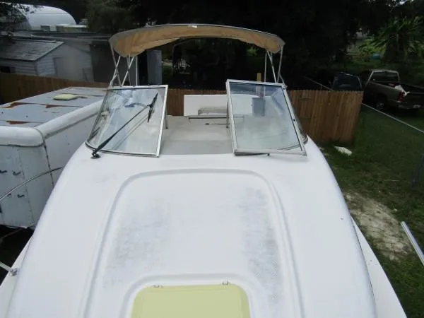 Slide: The Image of Bayliner 2665 Ciera 2000 - 9