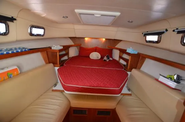 Slide: The Image of Mainship Pilot II (Rum Runner) 2005 - 7