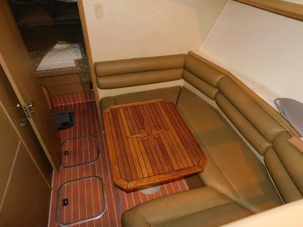 Slide: The Image of Hatteras Cockpit MY 1991 - 8