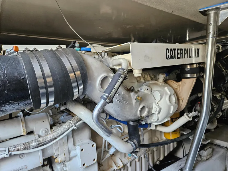 Slide: The Image of Caterpillar engine in 1998 Ocean Yachts 40 Super Sport boat. - 23