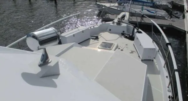 Slide: The Image of Hatteras CPMY 1989 - 6