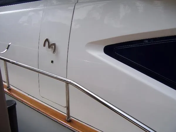 Slide: The Image of Maiora FIPA 20 Flybridge MY 1995 - 10