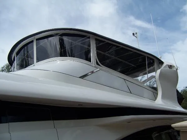Slide: The Image of Maiora FIPA 20 Flybridge MY 1995 - 5